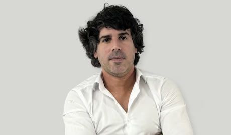 camiones logísticos en el comercio exterior