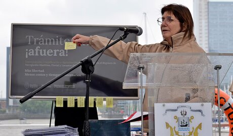 plan de desregulaciones para la navegación marítima fluvial y lacustre