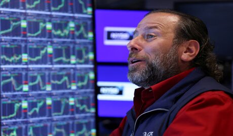 caída de acciones y bonos en mercado de ajuste diciembre 2024