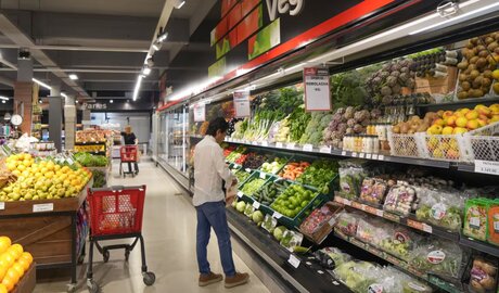 ventas en comercios minoristas noviembre 2024