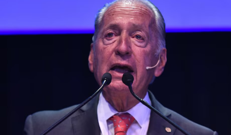 La UIA defendió las medidas antidumping y dijo que los impuestos y los costos explican el nivel de los precios locales