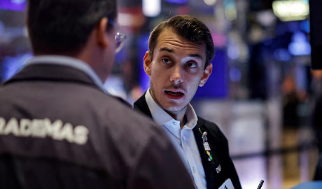 Mercados: las acciones argentinas cayeron hasta 8% en Wall Street y el riesgo país superó los 700 puntos