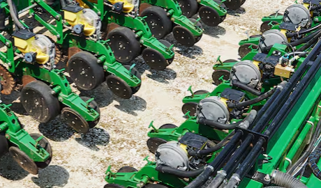 Informe: reportaron una fuerte caída de las exportaciones en dos rubros de maquinaria agrícola mientras subieron las importaciones