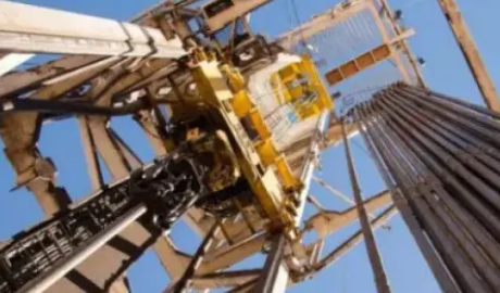 YPF impulsa la competitividad en Vaca Muerta con un nuevo récord de perforación