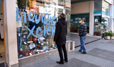 Cinco años después, la economía sigue sin poder curarse de los efectos del confinamiento prolongado