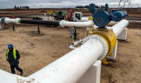 El gobierno cambiará a partir de 2026 la política de precios de gas para potenciar la exportación hacia Brasil y Chile