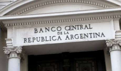 Deuda para sumar reservas: BCRA licita hoy el repo y Economía lanza subasta para captar hasta u$s3.000 millones