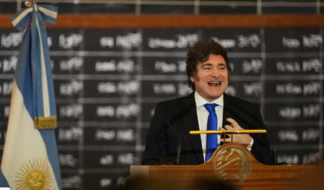 Nueva señal del Gobierno a los inversores: veto al aumento del gasto y compromiso con el superávit fiscal