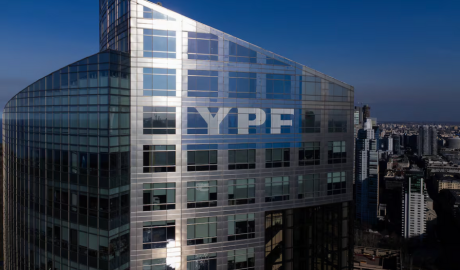 Se suspende temporalmente la orden de entregar las acciones de ypf