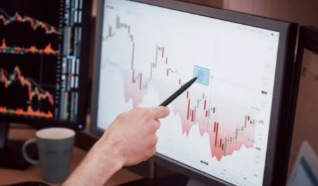 El S&P Merval opera en baja tras la licitación de deuda y los ADRs se mueven con disparidad