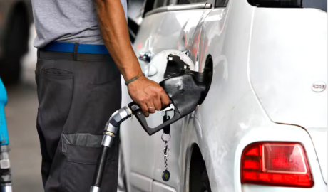 YPF sube los precios de los combustibles un 2,5% desde esta medianoche