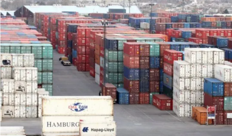 Pese al superávit comercial de junio, el saldo acumulado en el año cae 74% por el boom de importaciones