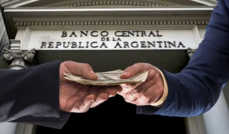 Dólar en debate: pese al superávit fiscal, advierten que el déficit de divisas pone en duda la estabilidad cambiaria