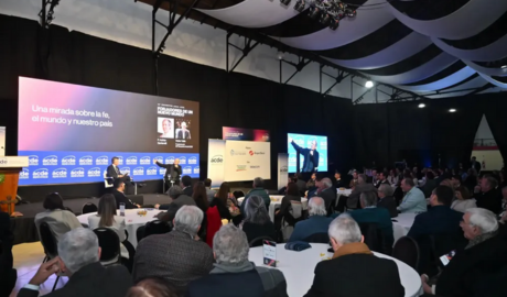 Empresarios piden reglas estables e inversión para que Argentina se conecte al mundo