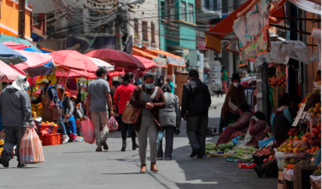 Turismo de compras: qué ciudades fronterizas le compiten a Chile con precios hasta 75% más bajos que en la Argentina