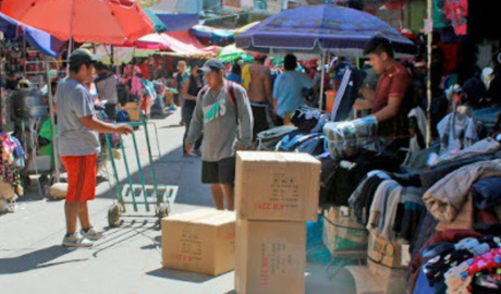 Nuevo competidor se suma al turismo de compras en frontera