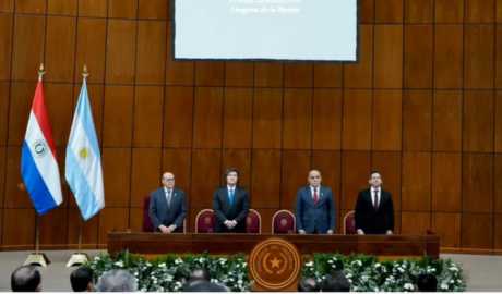 Javier Milei habló en Paraguay de la «apertura comercial» y mencionó la exportación desde Vaca Muerta