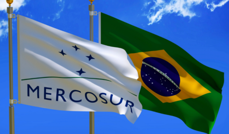 Brasil también reduce aranceles a la importación
