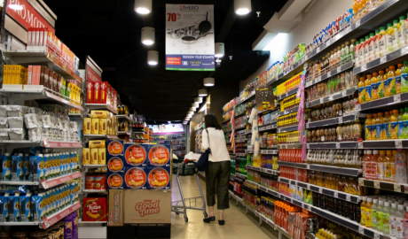 El Gobierno avanza en la simplificación normativa para comercio e industria