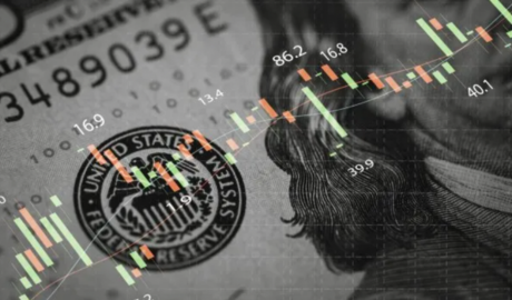 Comprar o vender: qué hacer con el dólar a ocho ruedas de las elecciones
