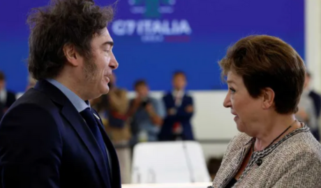 En un contexto regional complejo, el FMI insiste en que la Argentina acumule reservas