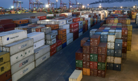 Saldo de comercio positivo pero en declive