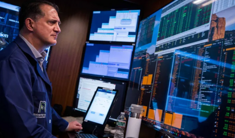 Los bonos y las acciones extienden subas en Wall Street