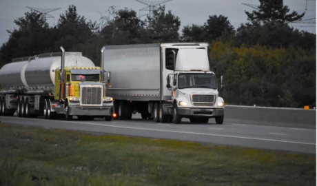 Argentina impulsa la desregulación del transporte de cargas con eliminación de aranceles