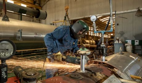 Reforma laboral del Gobierno: qué propone sobre vacaciones, indemnizaciones, despidos y los “bancos de horas”