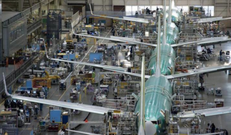 Escasez de aeronaves prolongará las demoras en el transporte aéreo de cargas hasta 2034