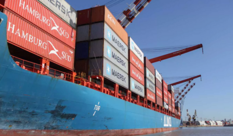 Quitan controles nacionales a la importación de medicina de bajo riesgo, perfumes y cosméticos