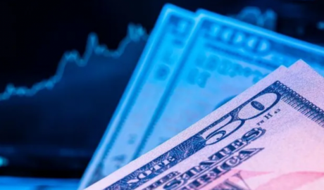 Se recalentó el dólar blue: trepó casi $50 en la corta semana y alcanzó un máximo en más de dos meses