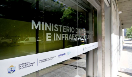 El Ejecutivo neuquino quedó habilitado para tomar créditos por hasta U$D 150 millones