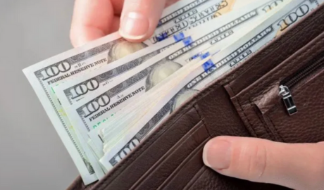 El dólar oficial modera su avance, mientras el mercado pone el foco en las tasas