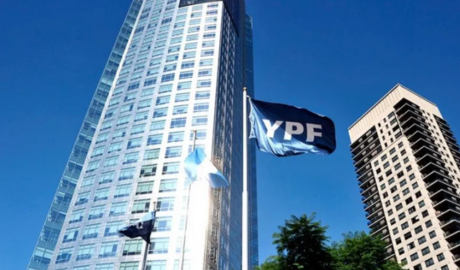 YPF sale al mercado con una nueva reapertura de deuda por hasta U$S 500 millones