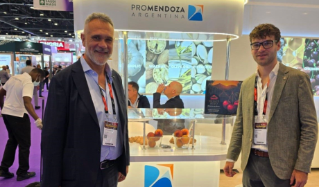 Mendoza vuelve a exportar durazno en fresco a Dubái