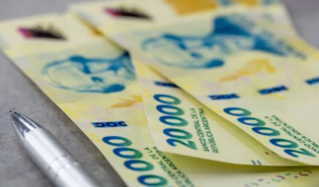 Tras el REPO, la city espera definiciones sobre el traspaso de los dólares al Tesoro y advierte sobre las tasas