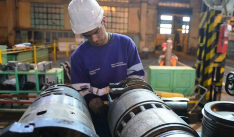 La industria no encuentra piso, por el bajo consumo y la importación