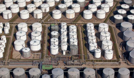 liberación reservas petróleo AIE