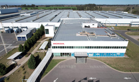 nuevo vehículo de fabricación nacional