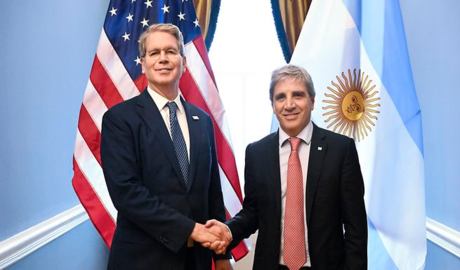 El Gobierno adquiere DEGs a EEUU