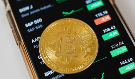 Bitcoin repunta 2%