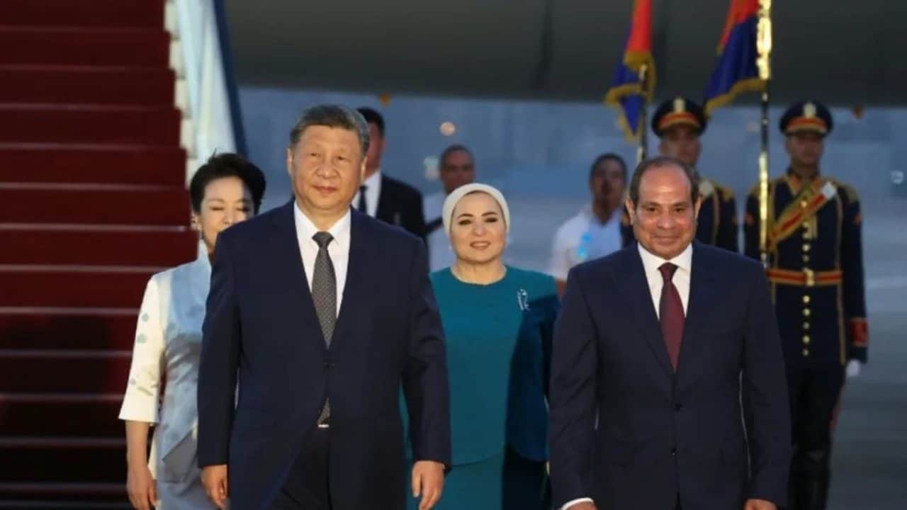 China y Egipto consolidan un acuerdo historico en la zona estrategica del Canal de Suez