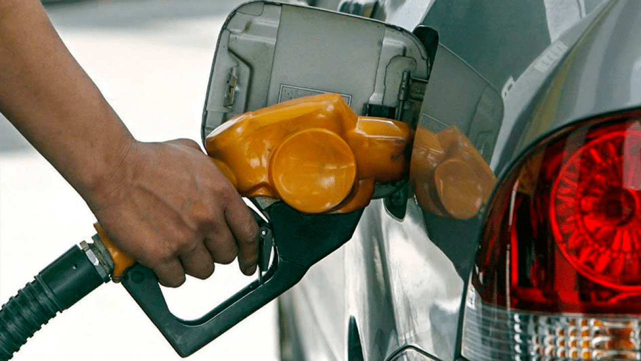 Uruguay mantiene sin cambios los precios de combustibles en septiembre de 2026