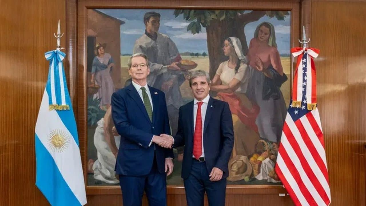 Scott Bessent y el salvataje a Argentina: EEUU asegura haber ganado decenas de millones de dolares
