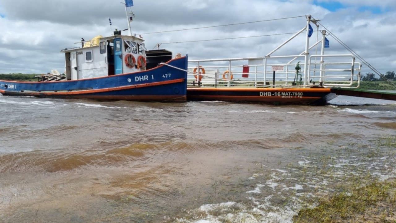 Uruguay firma acuerdo estratégico para garantizar la conectividad fluvial río Negro Uruguay