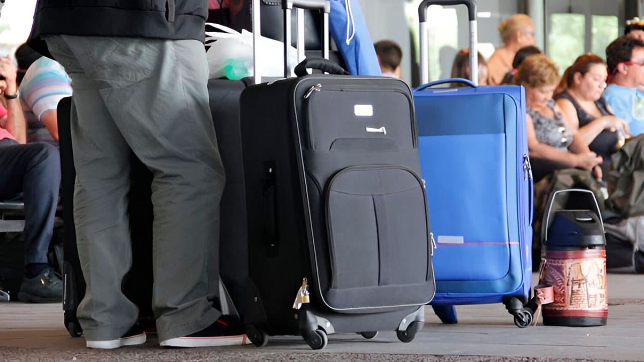 Fin de semana largo: casi 1,5 millones de turistas viajaron, pero el gasto total cayó en términos reales